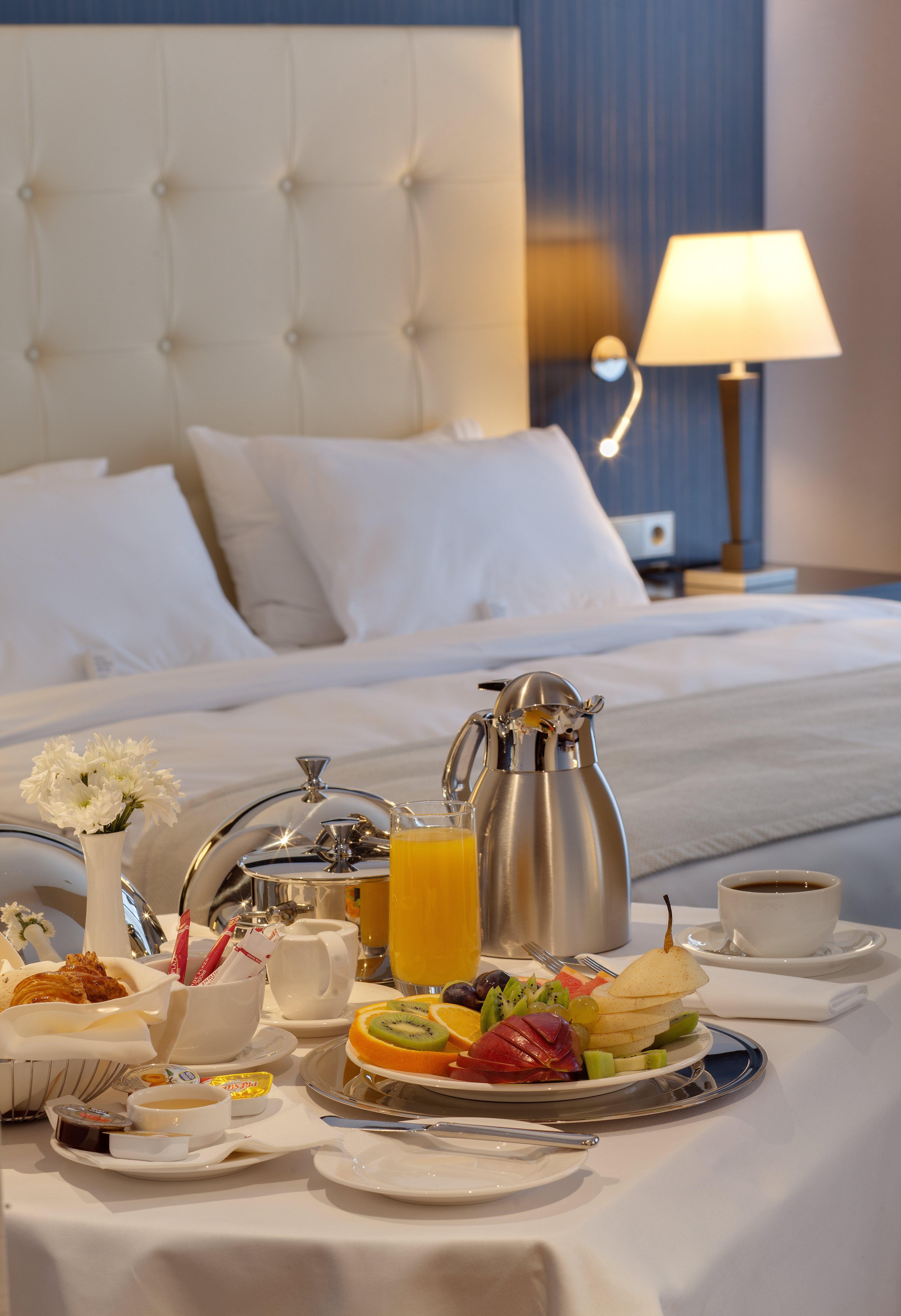 Crowne Plaza - Borjomi By Ihg Hotell Eksteriør bilde Room service